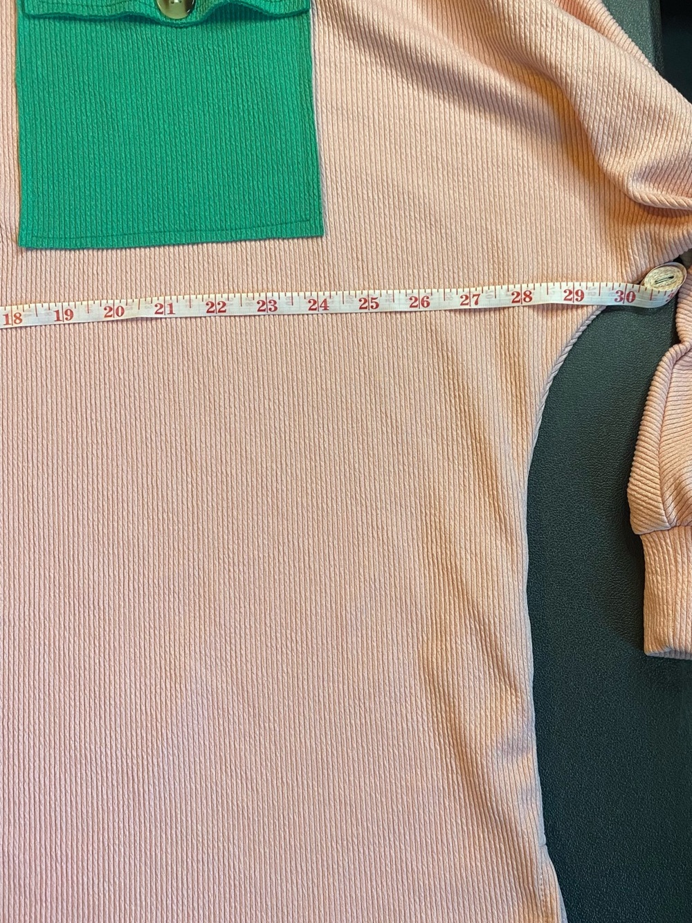 Color Block Top - Picture 4 of 7